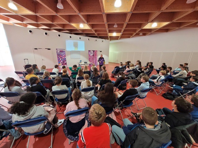 Les bouchons ça continue !!