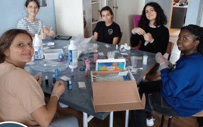 Les internes en préparation du marché de Noël